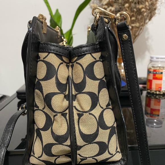 Coach Women‘s Crossbody bag - Picture 3 of 11